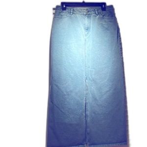 Vintage 90’s Jones New York Denim Skirt